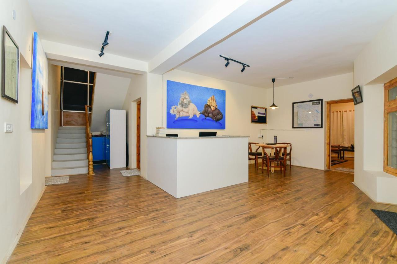 Raybo Hostel Leh Ngoại thất bức ảnh