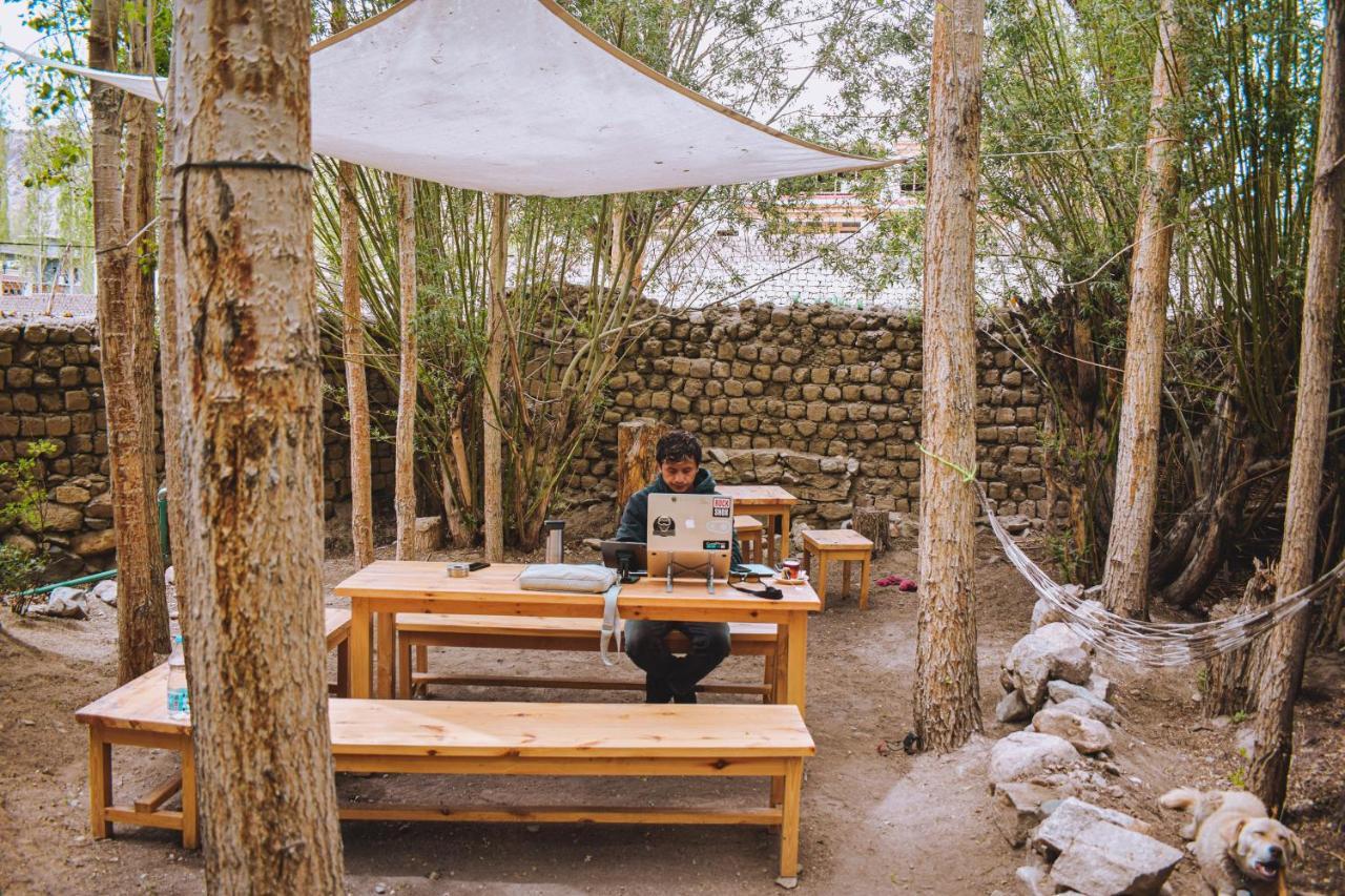Raybo Hostel Leh Ngoại thất bức ảnh